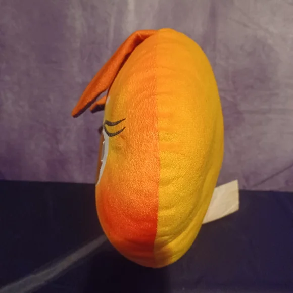 Adorable Cat Pillow - Picture 2 of 3